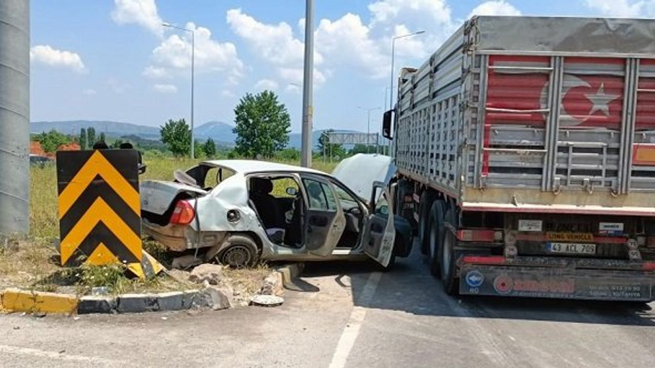 Manisa Soma trafik kazası: Soma Savaştepe Bergama karayolu Osman Çolak Nedime Çolak öldü