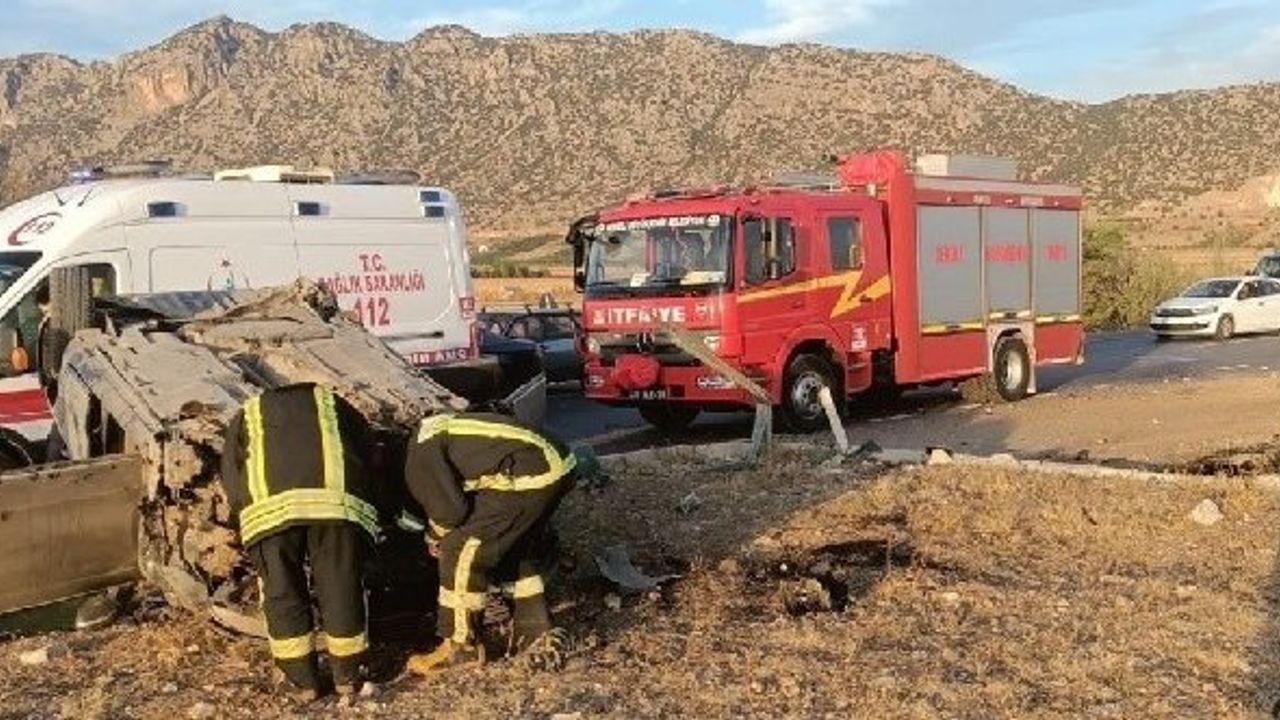 Denizli Acıpayam Antalya yolu Bostanköy trafik kazası: 2 yaralı
