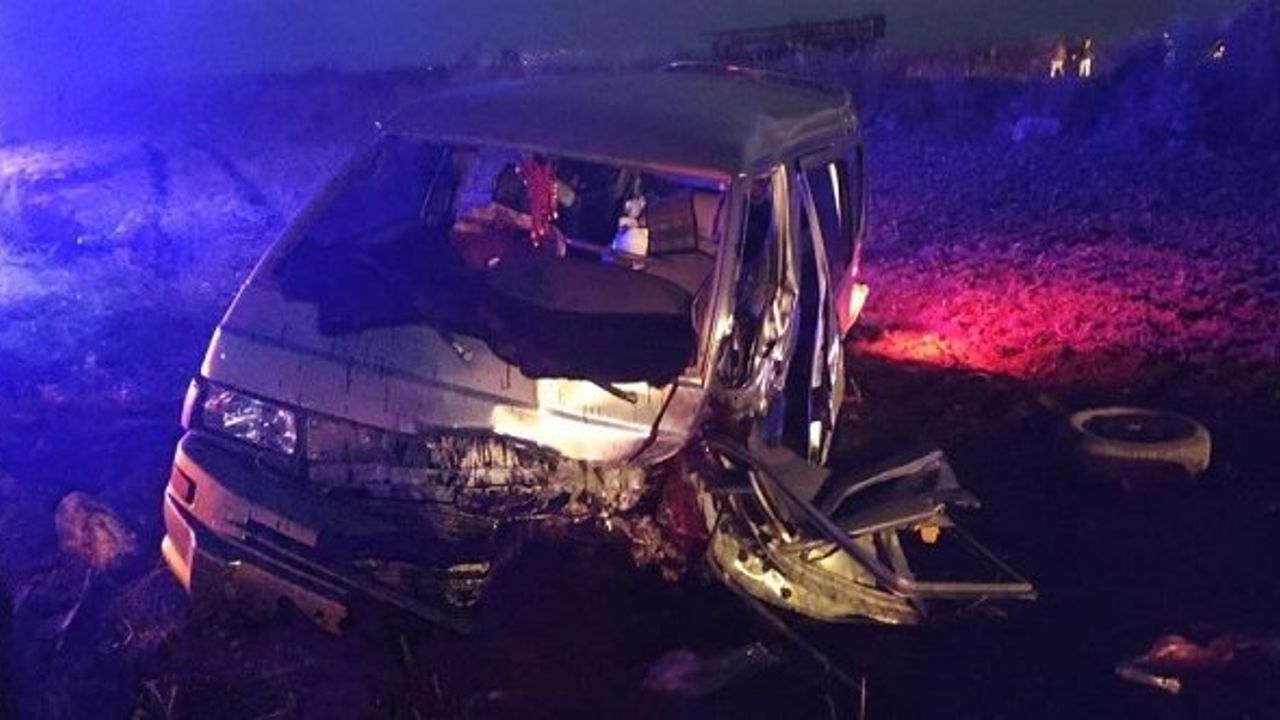 Aydın Nazilli Bozdoğan yolu trafik kazası: 9 yaralı