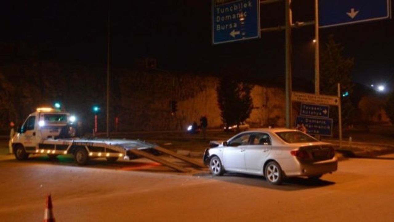 Kütahya Tavşanlı Harmancık yolu trafik kazası: Balıkesir Köprüsü Kavşağı trafik kazası