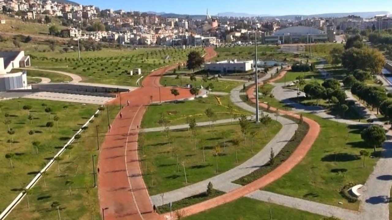 İzmir karavan kamp alanları ücretsiz Çeşme Dikili Menderes İzmir karavan park yerleri