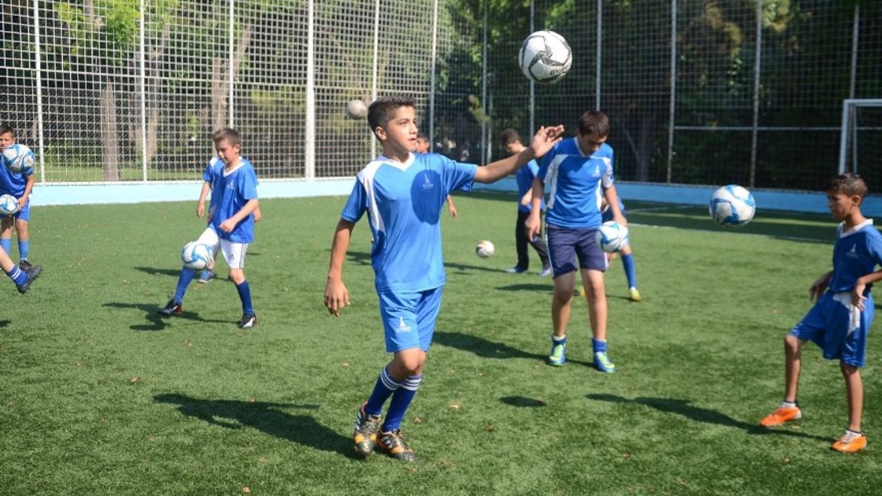 İzmir’in spor uygulaması Sporİzmir kullanıma sunuldu