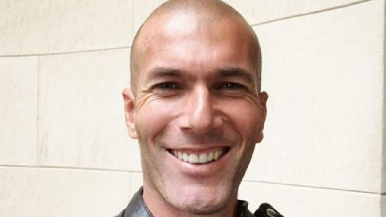 Zinedine Zidane hangi takımlarda oynadı kariyeri boyunca kaç gol attı kaç yaşında futbolu bıraktı?