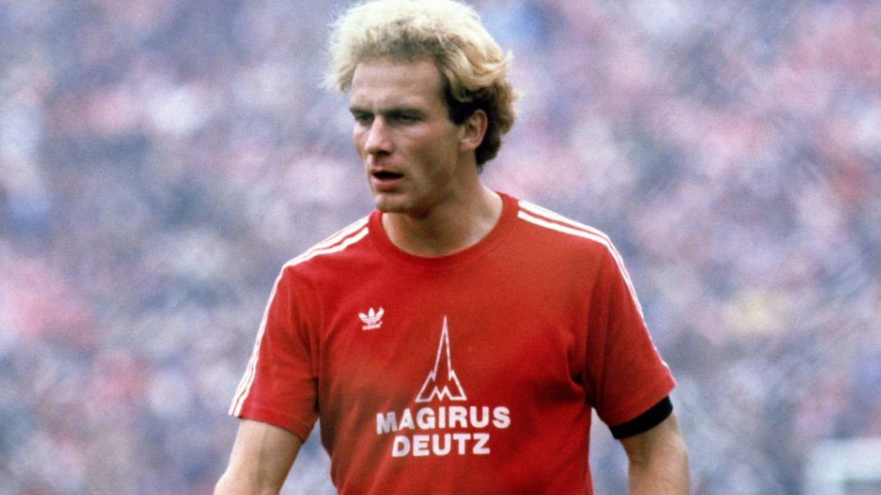 Karl Heinz Rummenigge kariyeri boyunca kaç gol attı hangi takımlarda oynadı aslen nereli kimdir?