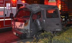 İzmir Bayraklı'da trafik kazası: 2'si ağır 3 kişi yaralandı