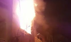 İzmir Karabağlar’da yangın: faciadan dönüldü