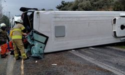 İzmir Kemalpaşa Belediyesi’nin aracı kaza yaptı: 4 yaralı