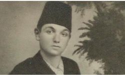 Şair Yahya Kemal Beyatlı kimdir kısaca hayatı biyografisi edebi kişiliği, en ünlü şiiri en iyi şiirleri önemli eserleri
