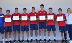 İzmir Altınordu Futbol Akademisi ALFA 8 sporcuyu A Takıma gönderdi