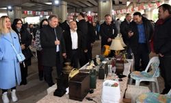 İzmir Bornova antika ve bit pazarı Özkanlar’da açıldı