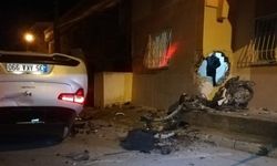 İzmir Buca’da film gibi kovalamaca ve trafik kazası: 1 ölü, 2 yaralı