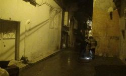 İzmir Konak Tuzcu Mahallesi yangın: Tarihi binada yangın paniği