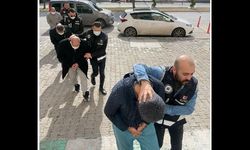 İzmir Çeşme’de 12 FETÖ şüphelisi ve 2 organizatör tutuklandı