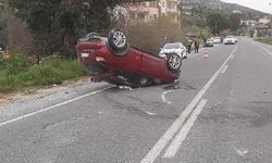 Aydın Söke Güllübahçe Mahallesi’nde trafik kazası: Otomobil ile minibüs çarpıştı