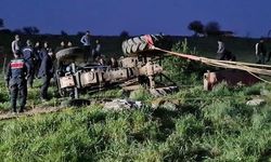 İzmir Tire’de traktörün altında kalan Suriyeli çift hayatını kaybetti