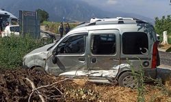 Manisa Şehzadeler Yeniharmandalı trafik kazası: 10 yaralı