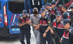 İzmir Kemalpaşa’da 11 suçtan aranan şahıs sahte kimlikle yakalandı