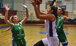 İzmir Büyükşehir Belediyesi Kadın Basketbol Takımı kötü başladı
