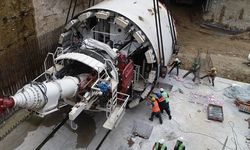 İzmir Balçova - Narlıdere Metrosu için dev makine yer altına girdi