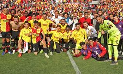 İzmir ekibi Göztepe, Antalyaspor'u yenerek ateş hattından çıktı