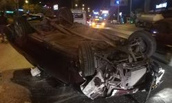 Karabağlar'da kaza! Alkollü sürücünün aracı takla attı