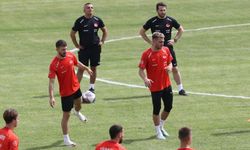 Ermenistan'la 1-1 berabere kalan Türkiye, grupta liderliği kaybetti
