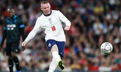 Wayne Rooney hangi takımlarda oynadı kariyeri boyunca kaç gol attı aslen nereli kimdir?