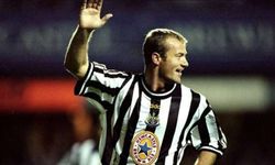 Alan Shearer kariyeri boyunca kaç gol attı hangi takımlarda oynadı aslen nereli kimdir?