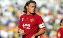 Francesco Totti kariyeri boyunca kaç gol attı hangi takımlarda oynadı aslen nereli kimdir?