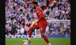 Joe Gomez aslen nereli hangi takımda oynuyor hangi takımlarda oynadı toplam kaç gol attı?