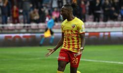 Carlos Mane toplam kaç gol attı aslen nereli hangi takımdan geldi hangi takımlarda oynadı?