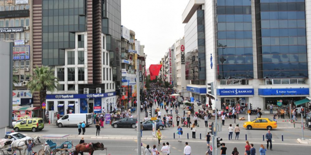 İzmir Karşıyaka mahalleleri ve semtleri isimleri, Karşıyaka nüfusu 2021 ne kadar?
