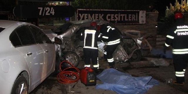 İzmir Ankara karayolu trafik kazası Manisa Kula trafik kazası: 4 kişi öldü