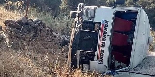 Aydın Söke Yeşilköy trafik kazası: Yolcu minibüsü devrildi