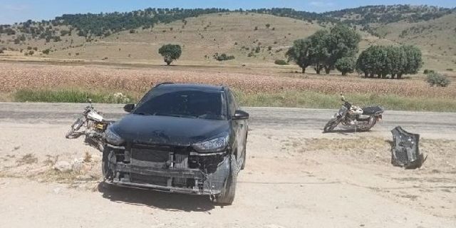 Afyon Sandıklı Çiğiltepe trafik kazası otomobil ile motosiklet çarpıştı: 3 yaralı