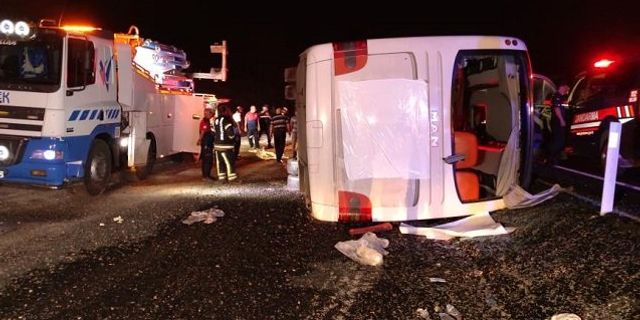 Denizli Pamukkale Cankurtaran trafik kazası Denizli Antalya karayolu trafik kazası: 2’si ağır 28 yaralı
