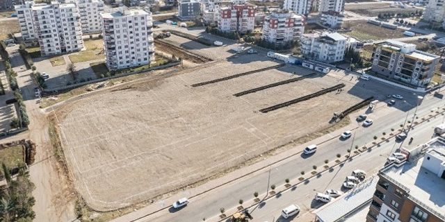 İzmir Büyükşehir Belediyesi Adıyaman’da 350 konutlu iki konteyner kent kuracak