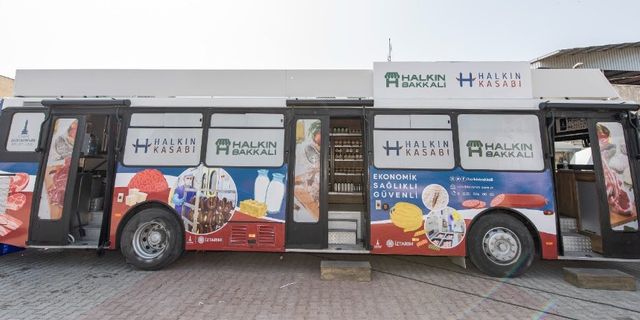 İzmir Halkın Bakkalı ve İzmir Halkın Kasabı Çiğli’de mobil market olarak açıldı