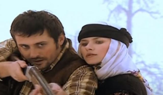 Hatçe Sosyetede filmi oyuncuları, nerede - ne zaman (kaç yılında) çekildi? Hatçe kimdir?