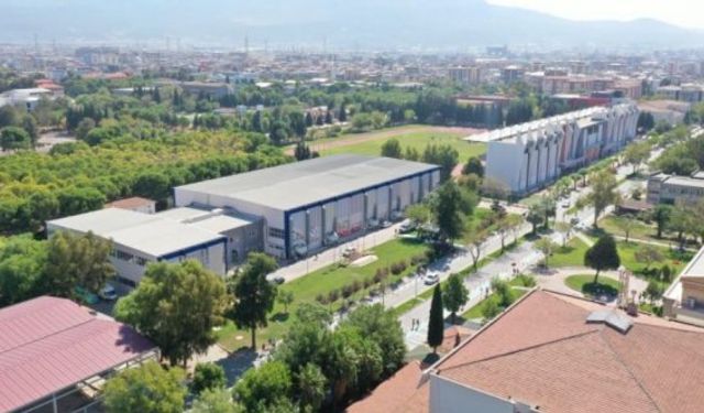 İzmir Ege Üniversitesi 2020’nin en iyi üniversiteleri arasında