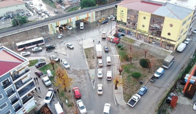 İzmir'de sel felaketinin boyutu gün ağarınca ortaya çıktı