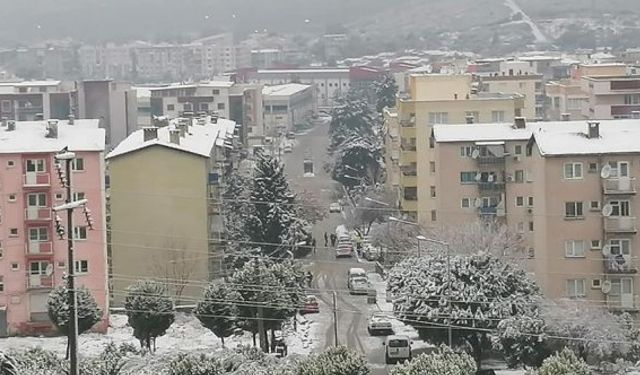 İzmir kar yağışı, İzmir’e kar yağacak mı 2021 ne zaman, birçok ilçede kar sevinci