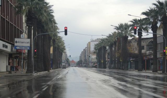 İzmir’de yılın ilk gününde sessizlik var