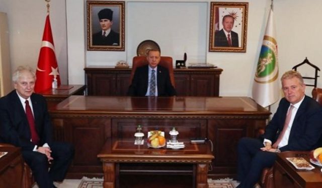 Cumhurbaşkanı Erdoğan, İzmir’de İZTO ve EBSO başkanları ile görüştü