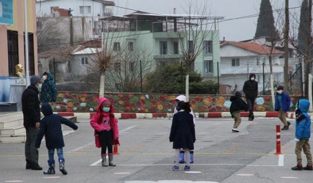 Son Dakika İzmir, yüz yüze eğitim yeniden başladı