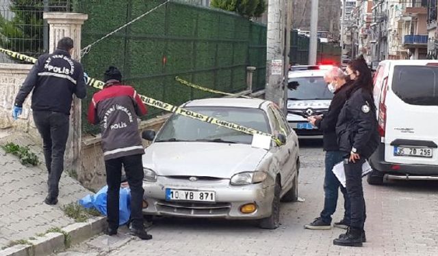 İzmir Karşıyaka Şemikler Mahallesi’nde bir kişinin cansız bedeni bulundu