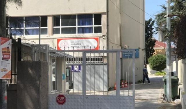 İzmir Konak Karataş Anadolu Lisesi’ne atanan Özgür İken hayatını kaybetti