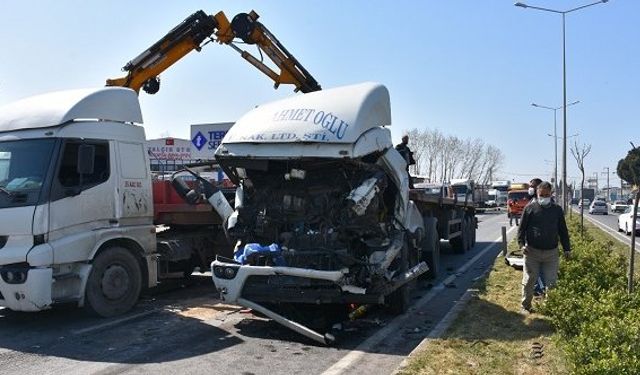 İzmir Menemen İnkılap Caddesi’nde trafik kazası: Kadir Akıncı hayatını kaybetti