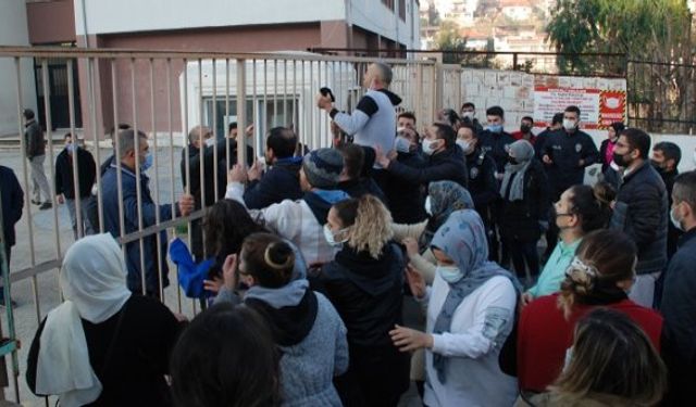 İzmir Karabağlar Ülkü Ortaokulunda taciz iddiası