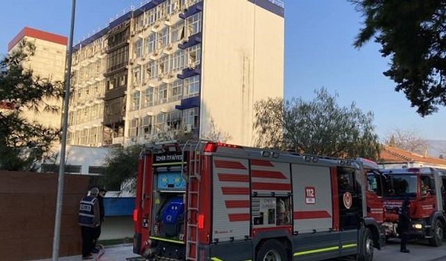 İzmir Ege Üniversitesi Tıp Fakültesi Hastanesi’nde yangın paniği